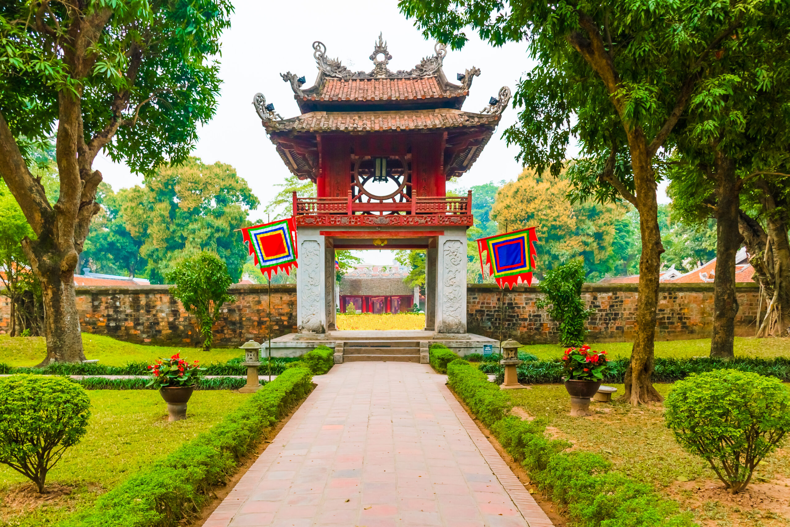 garden view of the Pagoda Temple of Literature
