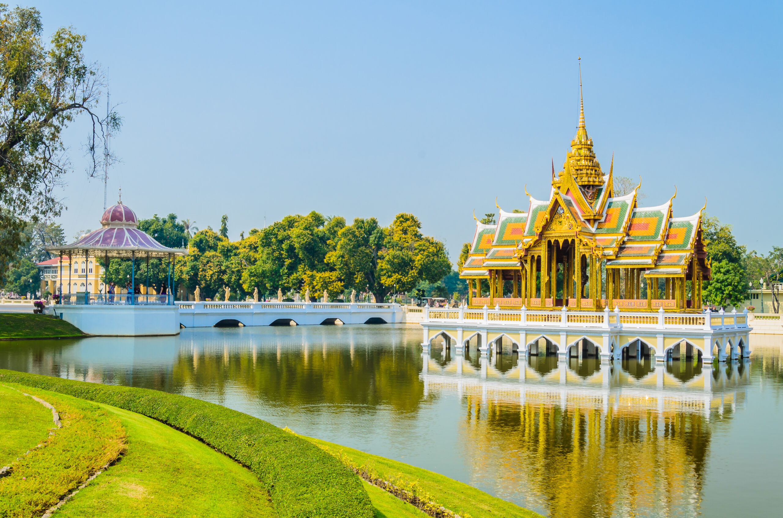 AdobeStock_62570367 Bang Pa-in Summer Palace Thai royal pavilions and landscaped gardens